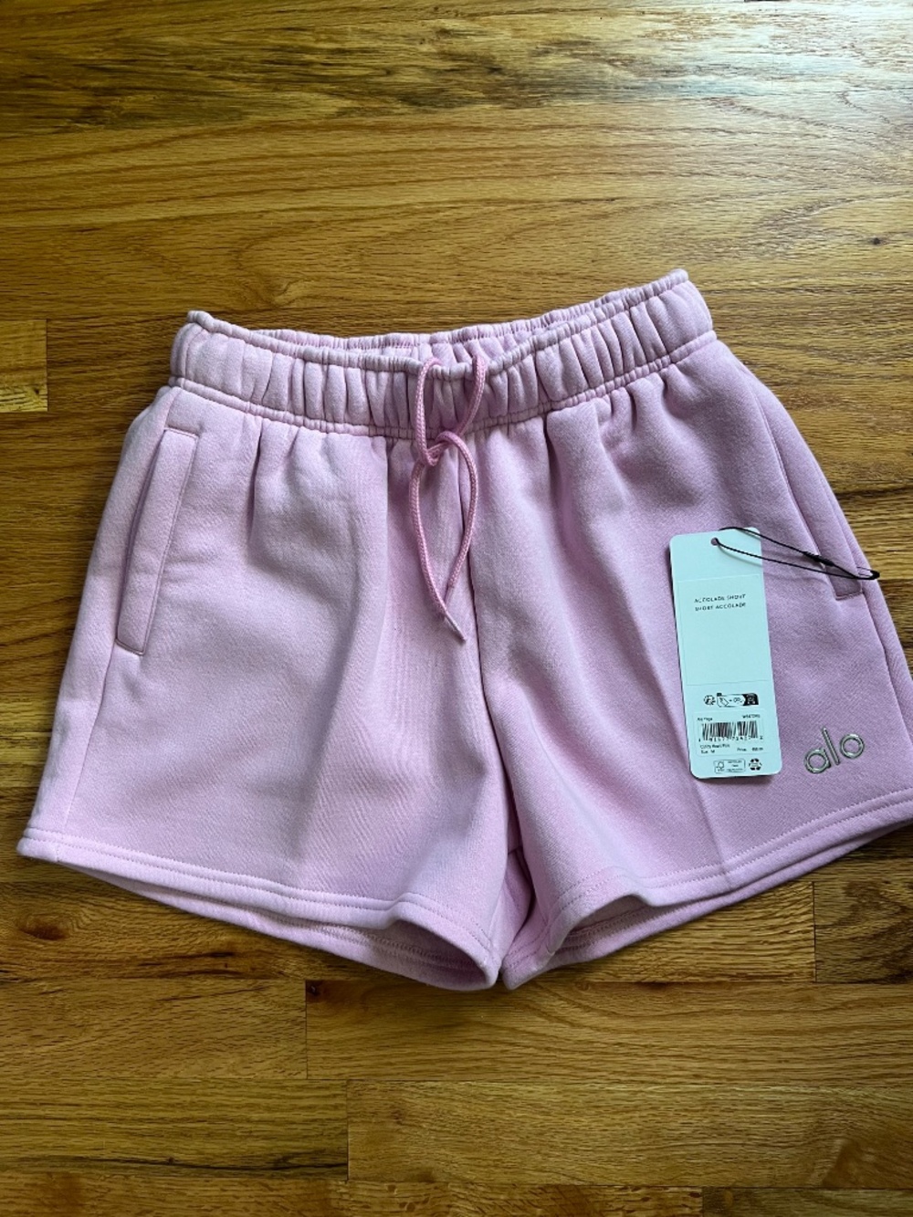 Alo Yoga Accolade Candy Heart Pink lounge shorts women M/XS/*DUPLICATE* NWT - Picture 2 of 10